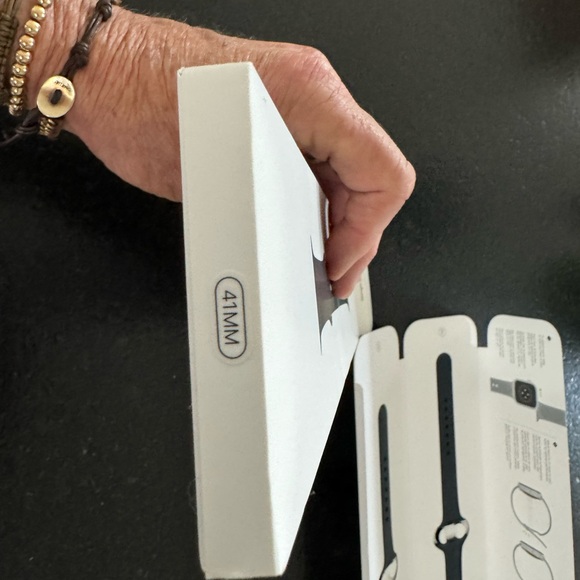 Apple 41mm misnight sport watch band - Picture 3 of 4